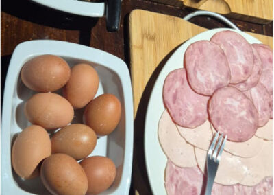 Kammanasie Camino breakfast